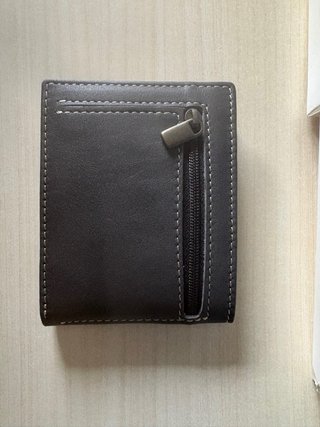 Cartera portaplaca piel color marron