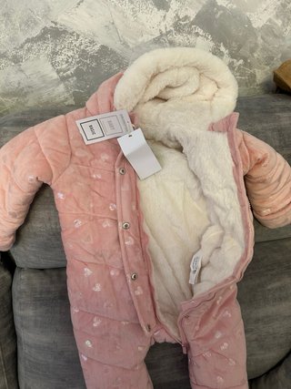 Chaquetón Orchestra rosa con corazones