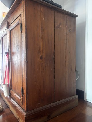Comò antico in legno cassettiera e altto pezzo