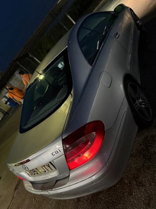 Mercedes-Benz  CLK 2004