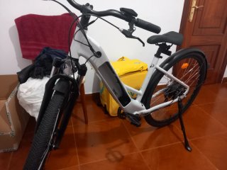 Bicicleta Eléctrica Blanca