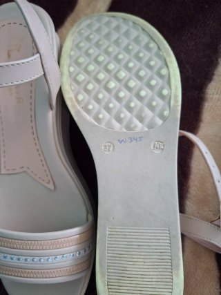 Sandalias mujer beige y rosa