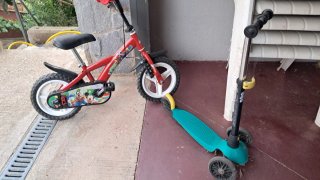 Bicicleta infantil roja Mickey Mouse