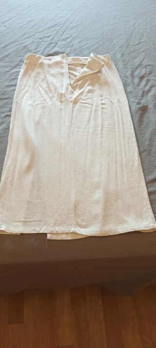 Falda larga crema Talla M