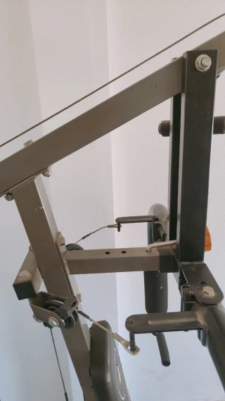 Máquina de gimnasio multifunción