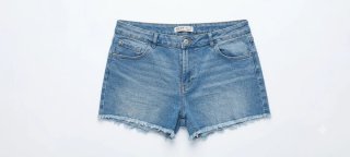 Pantalón corto vaquero desgastado