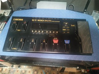 Pedalera Boss GT-100