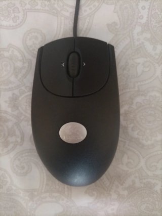 Teclado y Ratón Negro