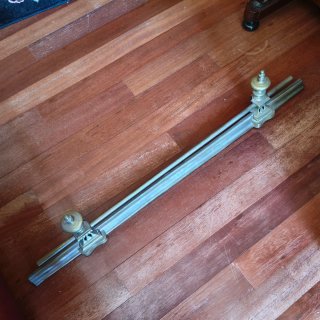 Conjunto antiguo completo de chimenea