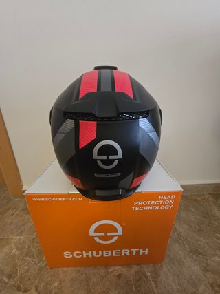 Casco Schuberth E2 T.61 Negro- rojo + Intercom SC2