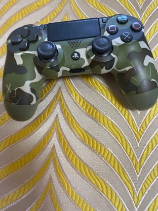 PlayStation 4 Slim cables mando y ventilación