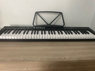 Teclado Piano OQAN QKB61BK