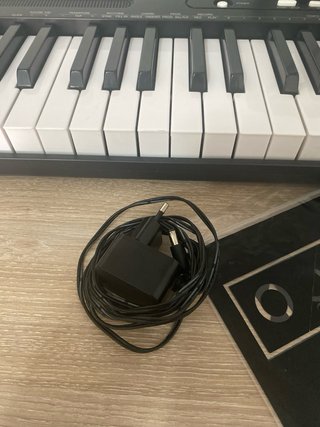 Teclado Piano OQAN QKB61BK