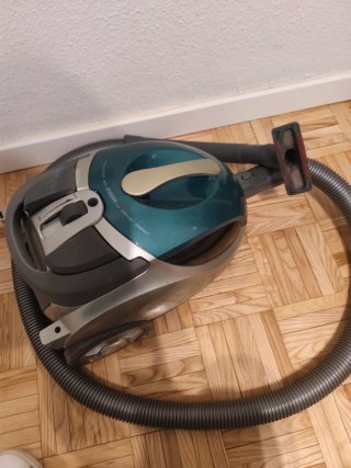 Vendo aspiradora Fagor power Plus 2000W