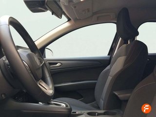 Renault Arkana Evolution E-TECH full hybrid 105kW(145CV