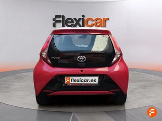 Toyota Aygo 1.0 70 x-play