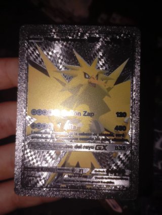 Carta Pokémon Zapdos GX