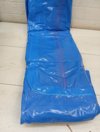 Tumbona hinchable piscina azul
