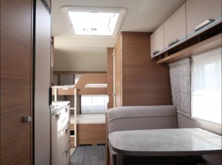 Caravana knaus sport 500 QDK E-POWER
