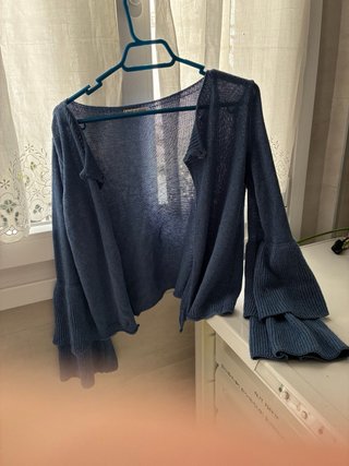 2 chaquetas de punto con volantes.De algodon