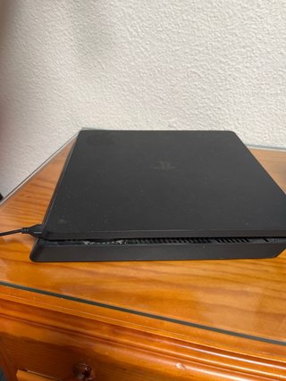 PS4 Slim 1TB + PS VR
