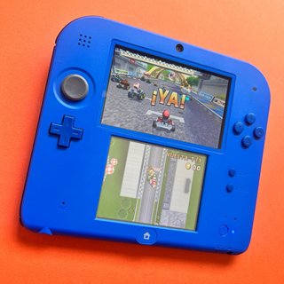 Nintendo 2DS exclusiva japon azul mint + extras