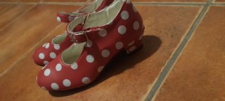 Tacones Sevillana Niña Rojo Lunares Blancos