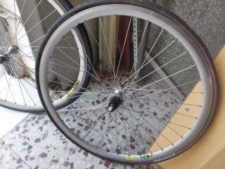 Ruedas 700c  Carretera Aluminio.  Perfil 30