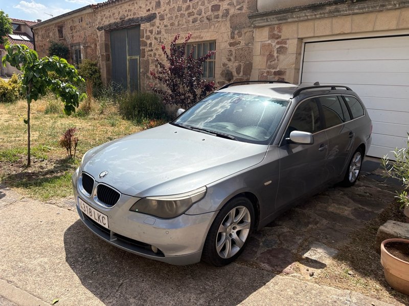 BMW Serie 5 2005 - foto 1