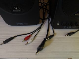 Altavoces Behringer MS16 Negros