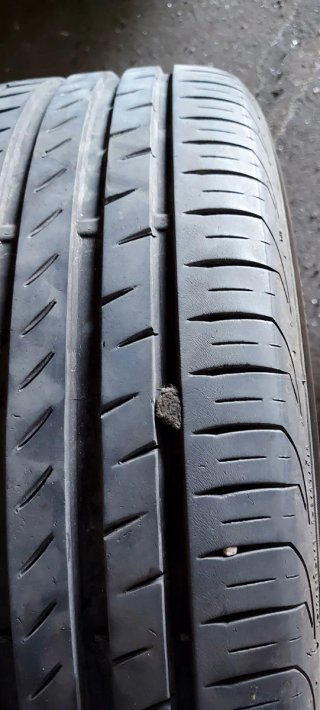 225/50 R18 99W