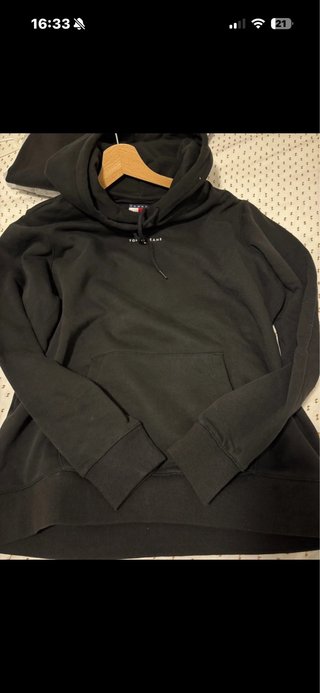 Sudadera Tommy Jeans Negra