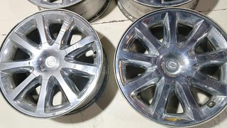 JUEGO LLANTAS CHRYSLER 300C (LE/LX) 35CSP R18