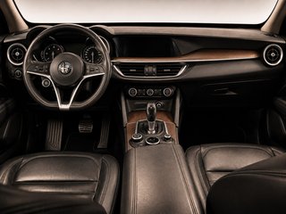 Alfa Romeo Stelvio 2.0 Gasolina 206kW (280CV) Launch Ed. Q4