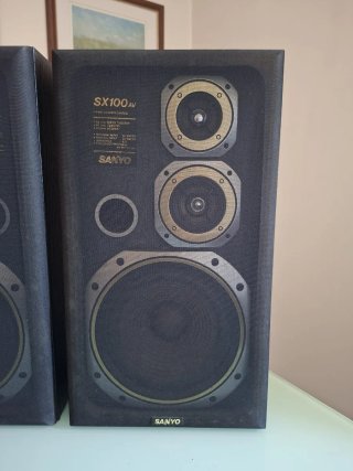2 Colunas de Som Sanyo SX100AV