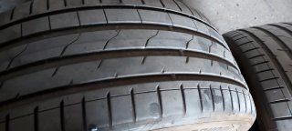 245/45 R19 102Y