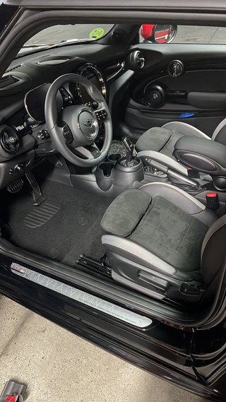 MINI JCW Pat Moss