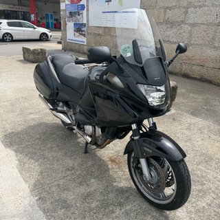 Honda NT700V Deauville ABS Negra