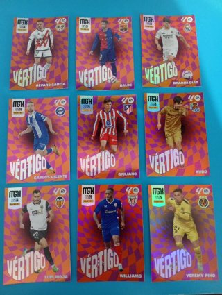 Lote 9 Cromos Fútbol Megacracks Vértigo 25-26