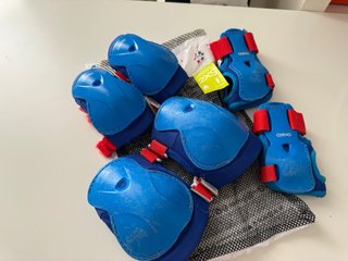 PACK Patines + Casco + Protecciones Infantiles