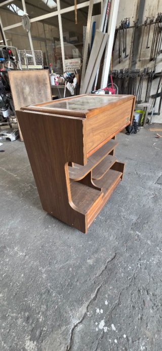 Mueble antiguo tocadiscos vinilo madera