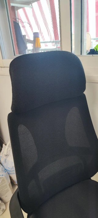 Silla ergonómica de oficina negra