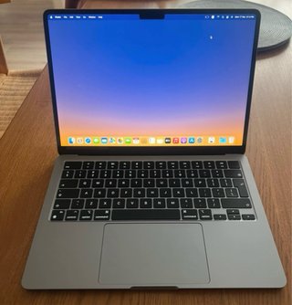 MacBook Air M2 2022 8GB Plata