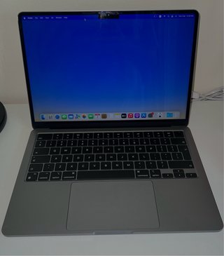 MacBook Air M2 2022 8GB Plata