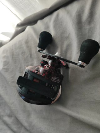 Carrete de pesca casi nuevo