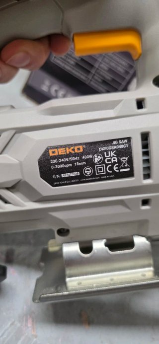 Serra Tico-Tico Deko 230-240V 50Hz