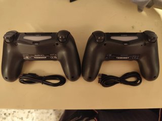 PS4 FAT 1TB + 2 Mandos negociable