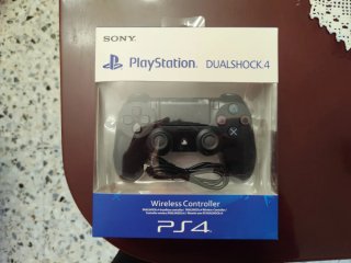 PS4 FAT 1TB + 2 Mandos negociable