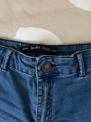 Pantalón corto vaquero azul Bershka