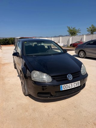 Volkswagen Golf 2004
